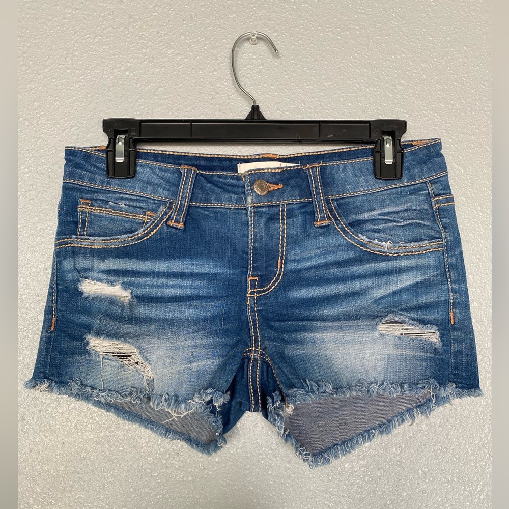 Buckle Day-trip Jean Shorts